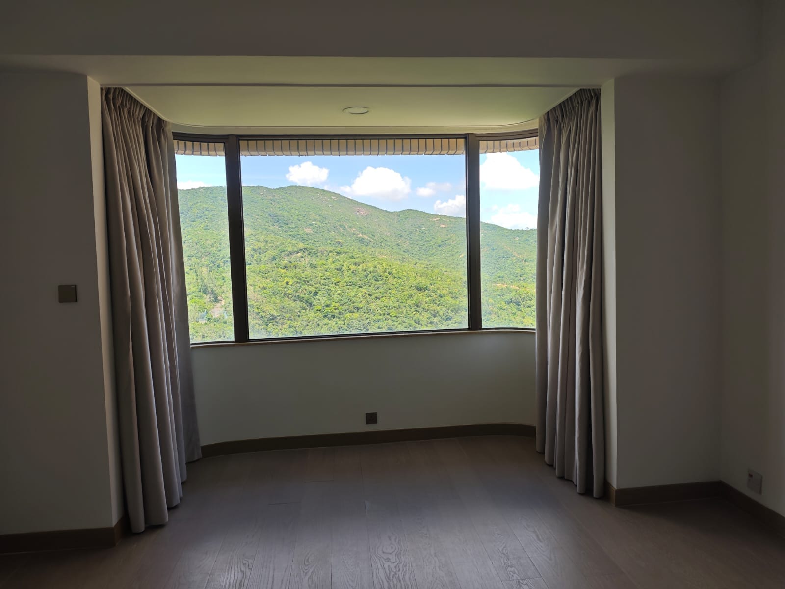 Yangming Mountain Villa — image 2